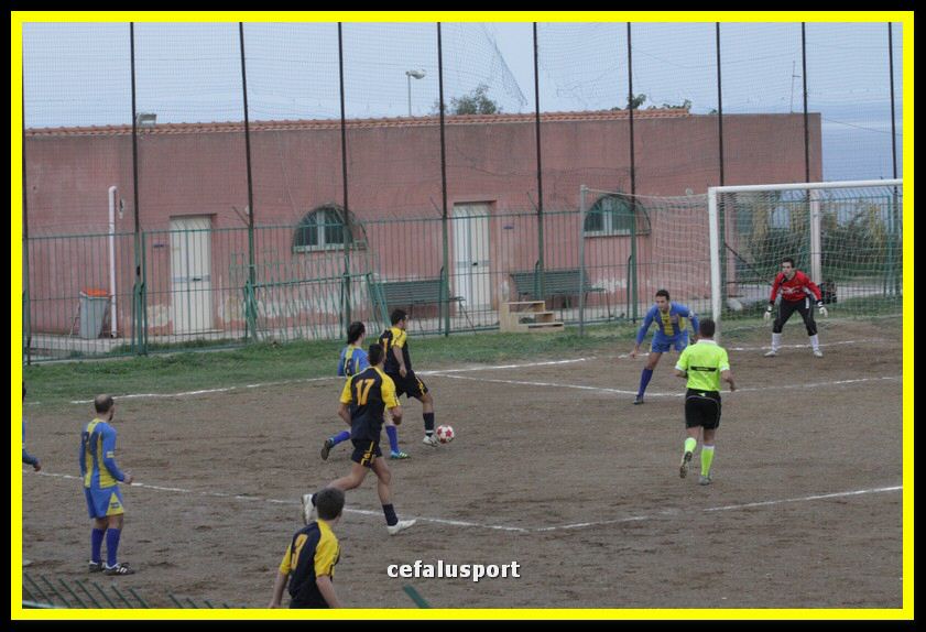 111210 Futura 259_tn.jpg